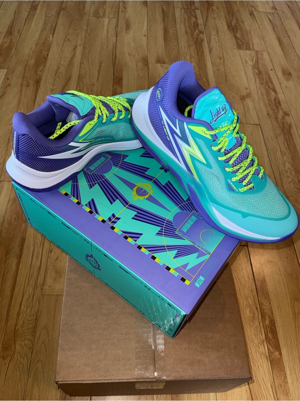 361 Degrees Light Up Basketball Shoes Men Size 12 Mint Green Purple